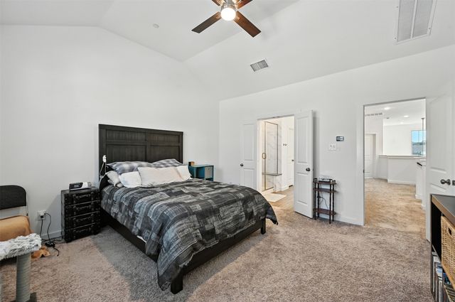 6489 Iron Horse Boulevard, North Richland Hills, TX 76180