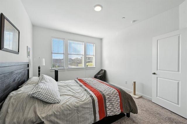 6489 Iron Horse Boulevard, North Richland Hills, TX 76180