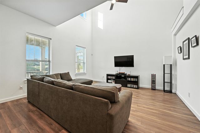 6489 Iron Horse Boulevard, North Richland Hills, TX 76180