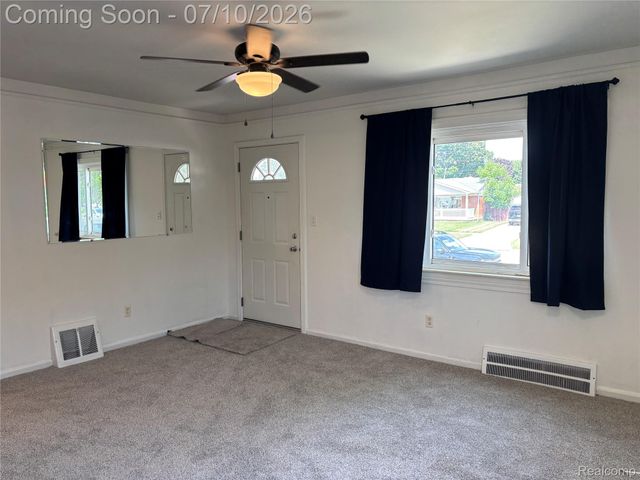 17588 Quarry Street, Riverview, MI 48193