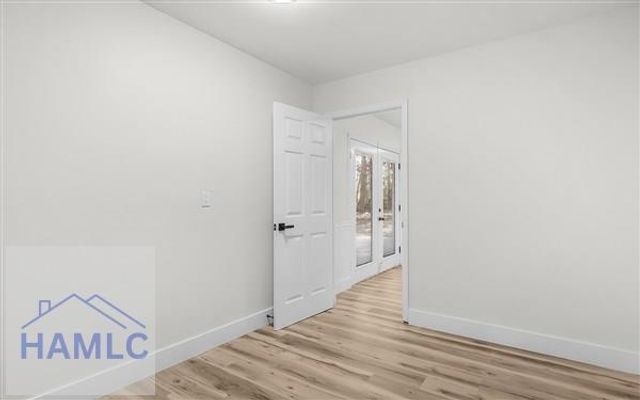 1076 Live Oak Drive, Hinesville, GA 31310