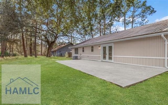 1076 Live Oak Drive, Hinesville, GA 31310