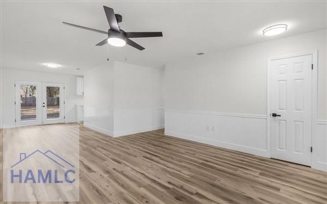 1076 Live Oak Drive, Hinesville, GA 31310