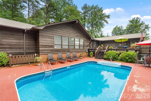 2915 Old Stage Road, Gastonia, NC 28052