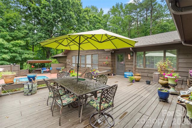 2915 Old Stage Road, Gastonia, NC 28052