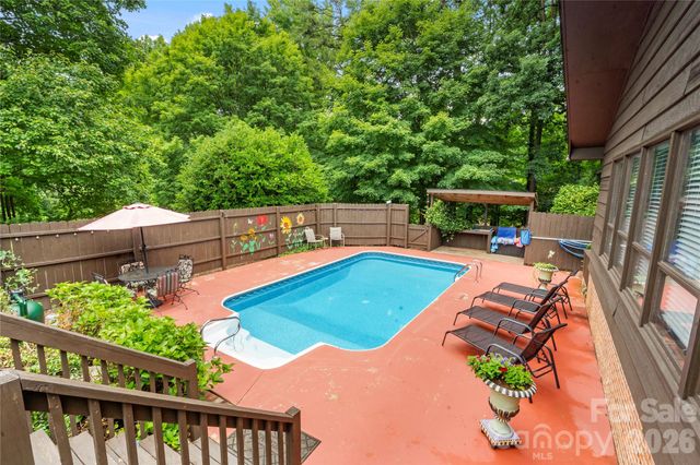 2915 Old Stage Road, Gastonia, NC 28052