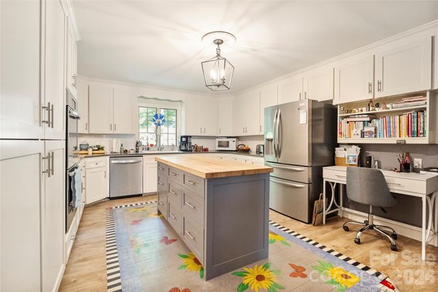 2915 Old Stage Road, Gastonia, NC 28052