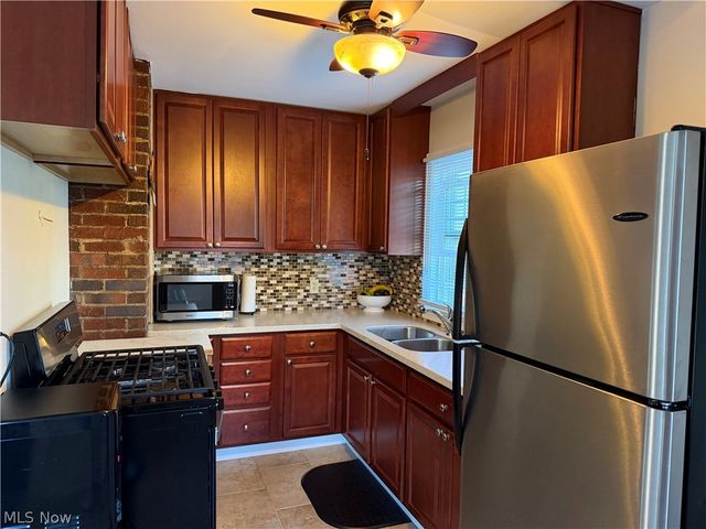 2414 Watson Avenue, Alliance, OH 44601