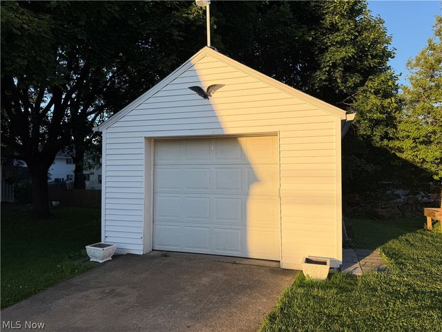 2414 Watson Avenue, Alliance, OH 44601