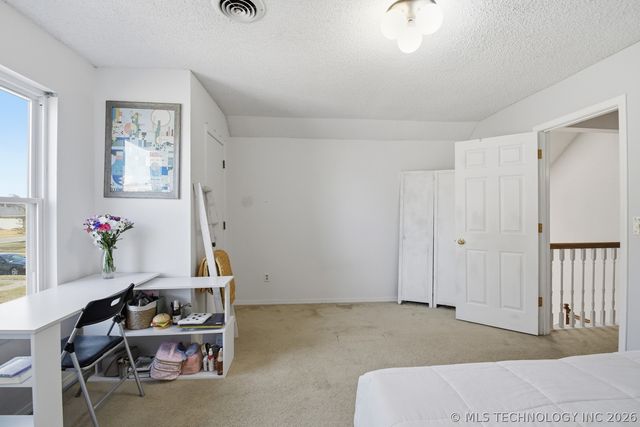 8304 S 4th Street, Broken Arrow, OK 74011