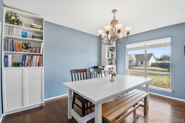 8304 S 4th Street, Broken Arrow, OK 74011