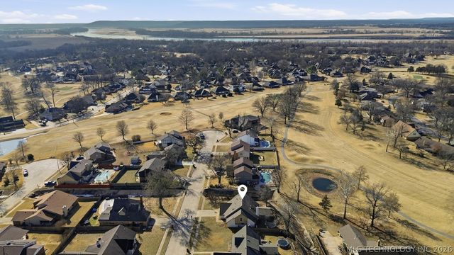 8304 S 4th Street, Broken Arrow, OK 74011