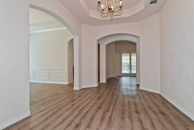 1736 Blue Stream Drive, Desoto, TX 75115