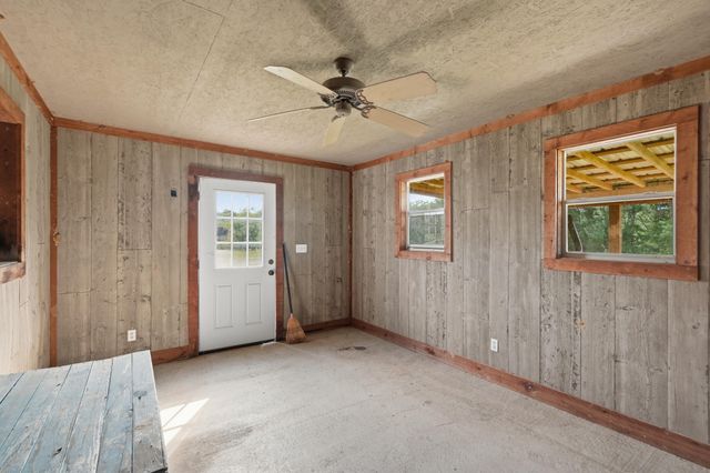 1720 Mckendree Church Road, Kevil, KY 42053