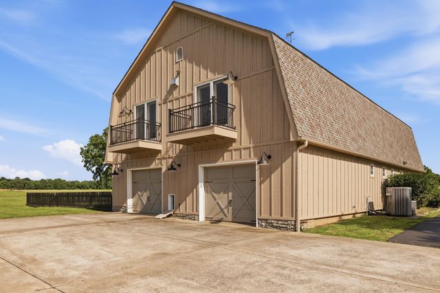 1720 Mckendree Church Road, Kevil, KY 42053
