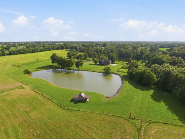1720 Mckendree Church Road, Kevil, KY 42053