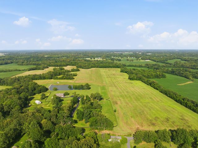 1720 Mckendree Church Road, Kevil, KY 42053