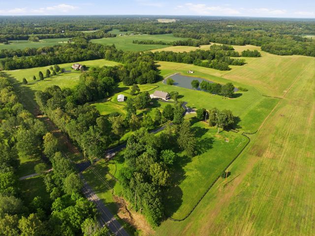 1720 Mckendree Church Road, Kevil, KY 42053