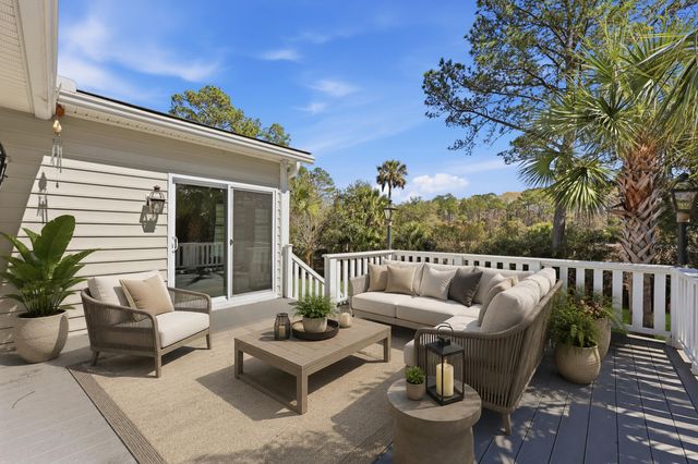 2384 Bergeron Way, Mount Pleasant, SC 29466