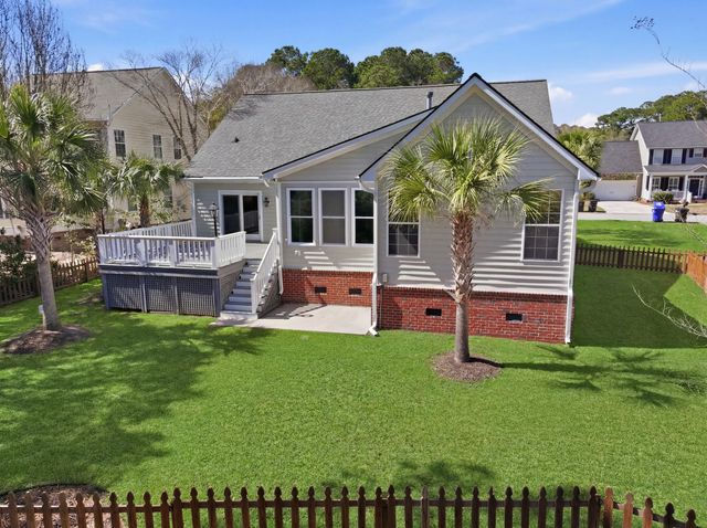2384 Bergeron Way, Mount Pleasant, SC 29466