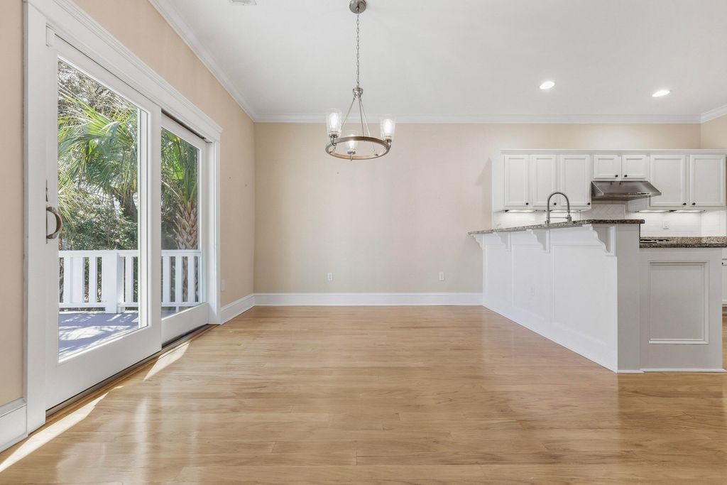 Image 12 of property listing at 2384 Bergeron Way, Mount Pleasant, SC 29466