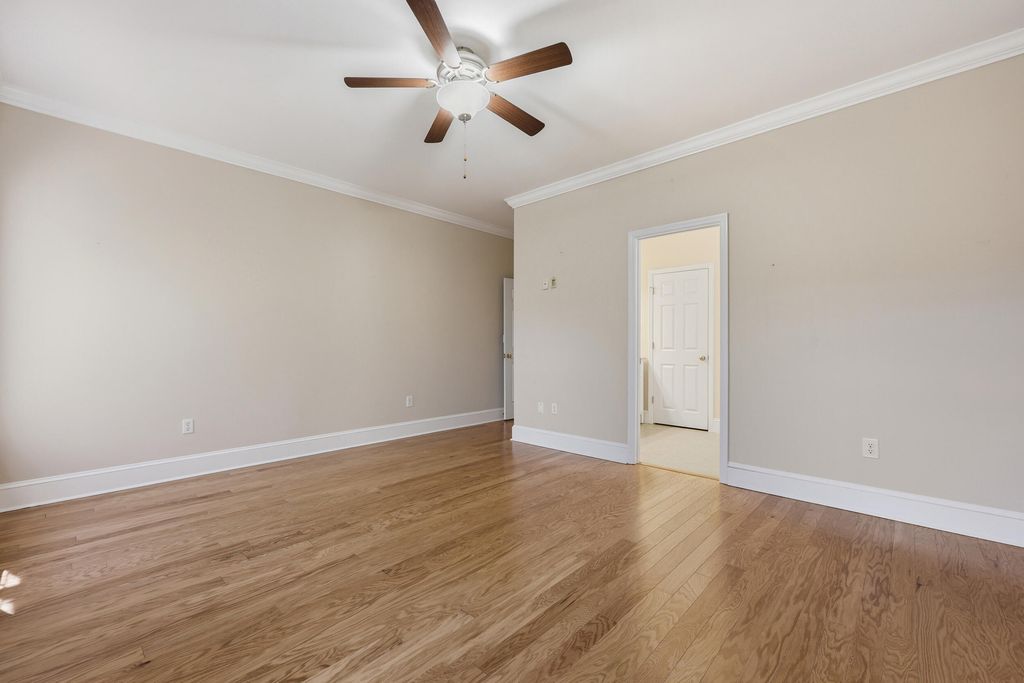 Image 20 of property listing at 2384 Bergeron Way, Mount Pleasant, SC 29466