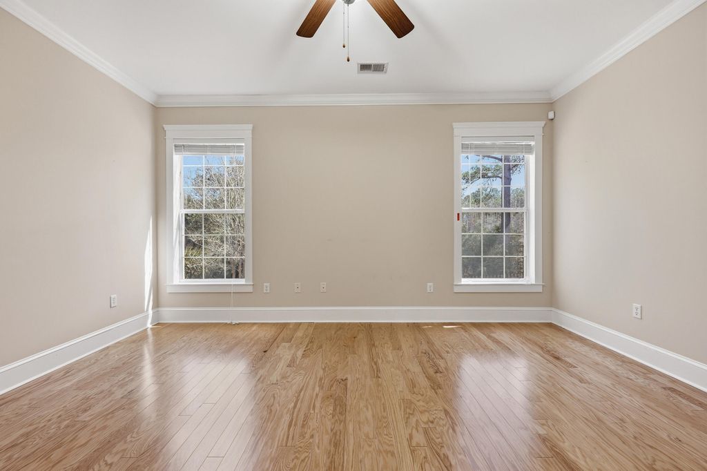 Image 21 of property listing at 2384 Bergeron Way, Mount Pleasant, SC 29466