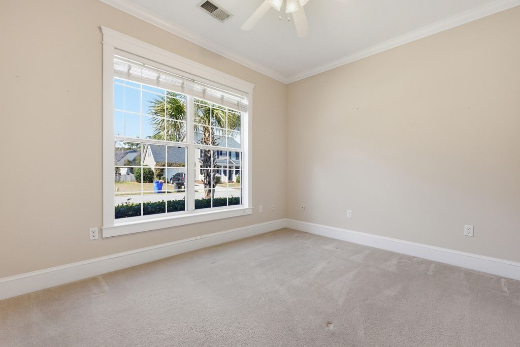 Image 25 of property listing at 2384 Bergeron Way, Mount Pleasant, SC 29466