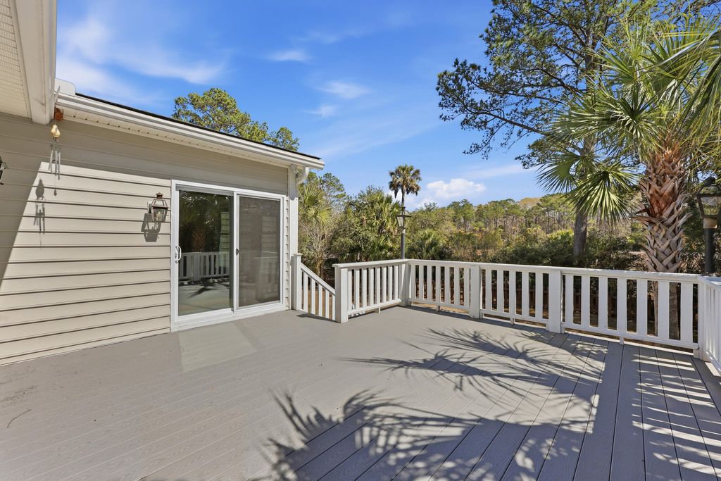 Image 29 of property listing at 2384 Bergeron Way, Mount Pleasant, SC 29466