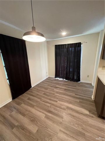 3501 N 23rd Lane 214, Mcallen, TX 78501