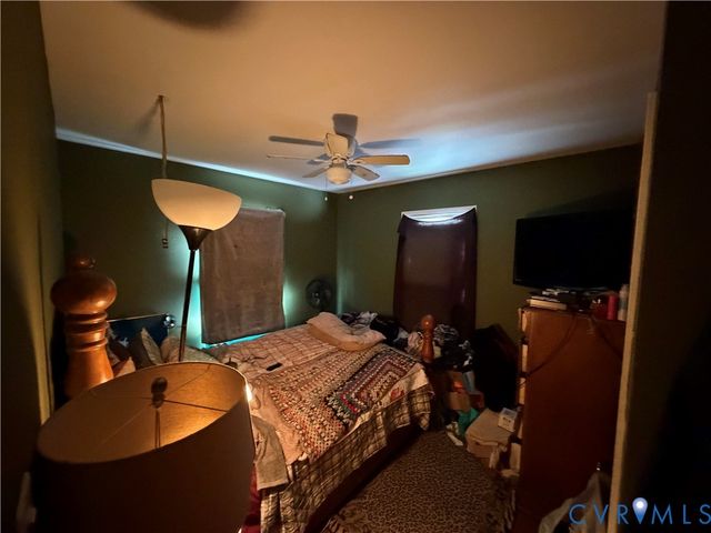 904 Augusta Ave, Petersburg, VA 23803