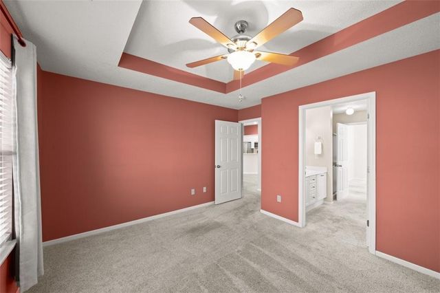 18670 W 158th Place 4703, Olathe, KS 66062