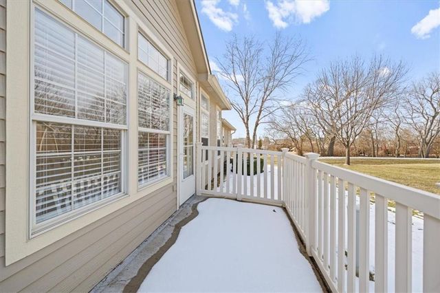 18670 W 158th Place 4703, Olathe, KS 66062