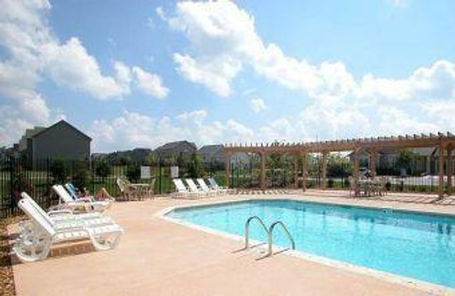 18670 W 158th Place 4703, Olathe, KS 66062