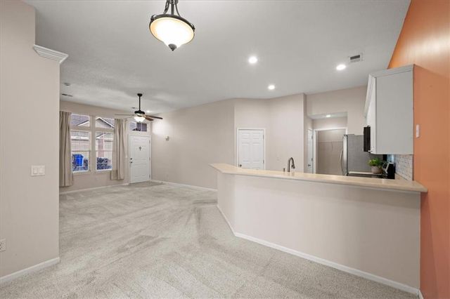 18670 W 158th Place 4703, Olathe, KS 66062