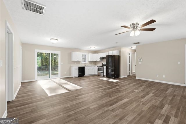 93 Robin Hood Road, Covington, GA 30014