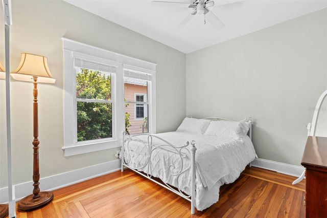 900 E PINE STREET, Orlando, FL 32801