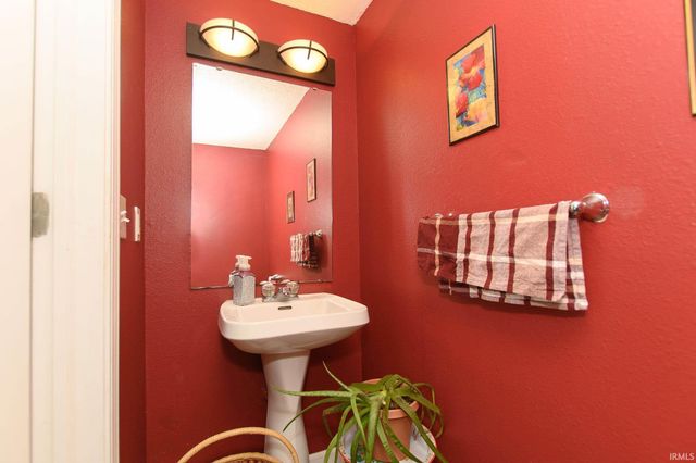 846 Springwater Road, Kokomo, IN 46902