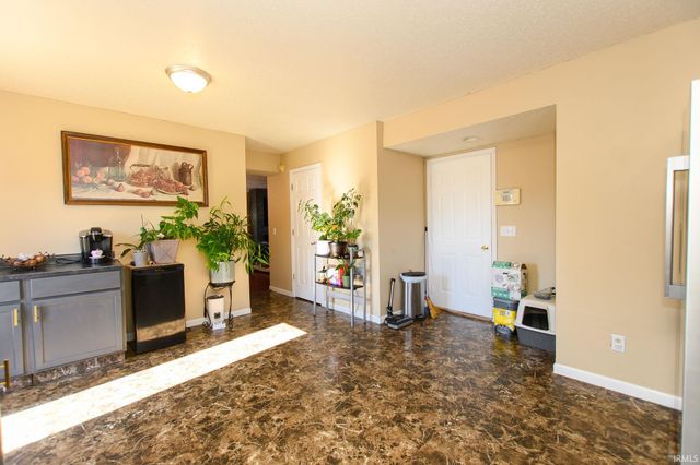 846 Springwater Road, Kokomo, IN 46902