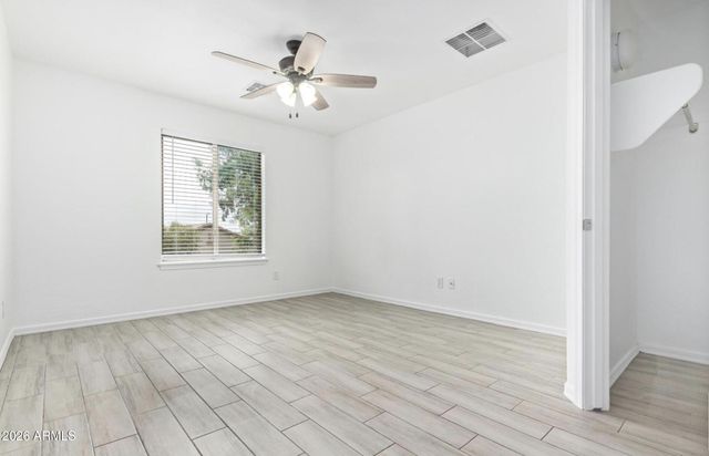 33002 N PEBBLE CREEK Drive, San Tan Valley, AZ 85143