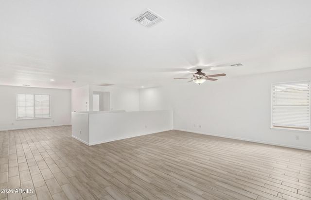 33002 N PEBBLE CREEK Drive, San Tan Valley, AZ 85143