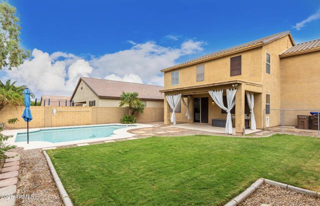 33002 N PEBBLE CREEK Drive, San Tan Valley, AZ 85143