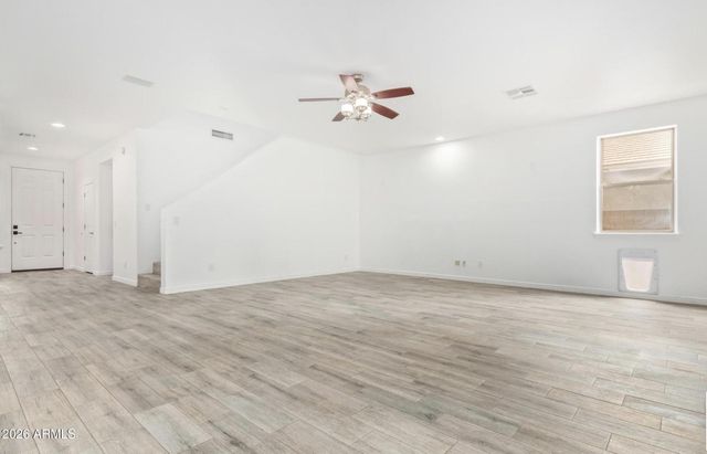 33002 N PEBBLE CREEK Drive, San Tan Valley, AZ 85143