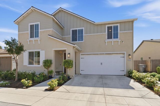 6585 E Huffman Avenue, Fresno, CA 93727