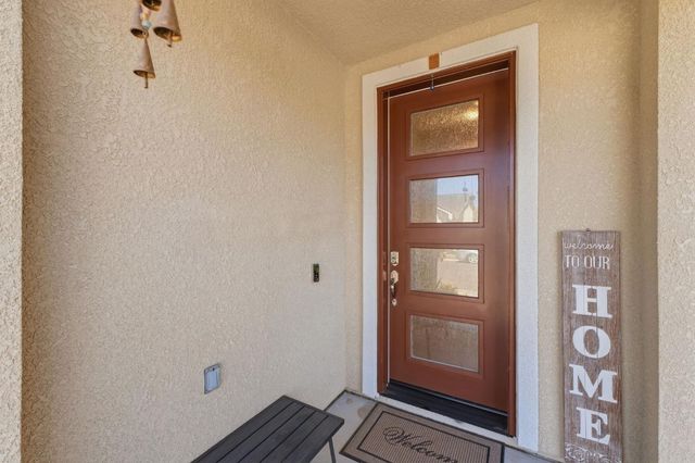 6585 E Huffman Avenue, Fresno, CA 93727