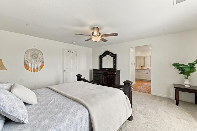 6585 E Huffman Avenue, Fresno, CA 93727