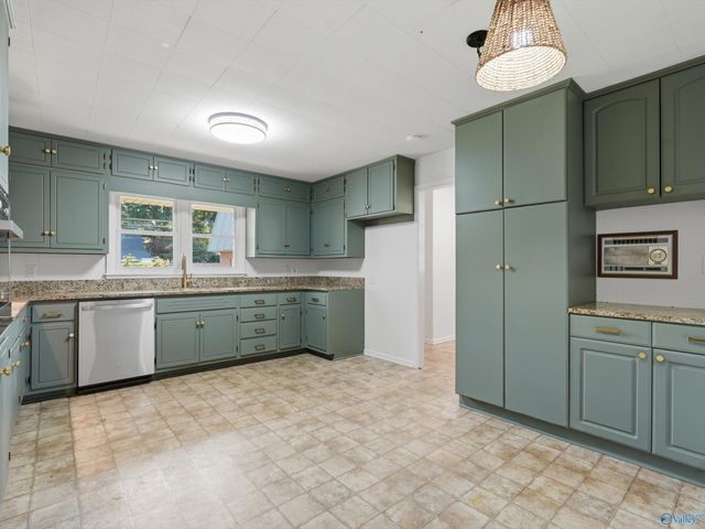 605 Maize Street, Athens, AL 35611