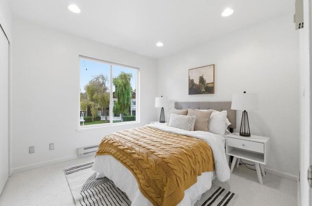 72 Bayside Court, Richmond, CA 94804