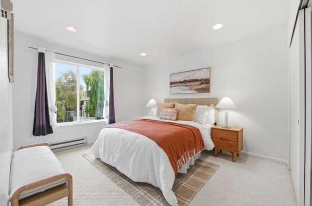 72 Bayside Court, Richmond, CA 94804