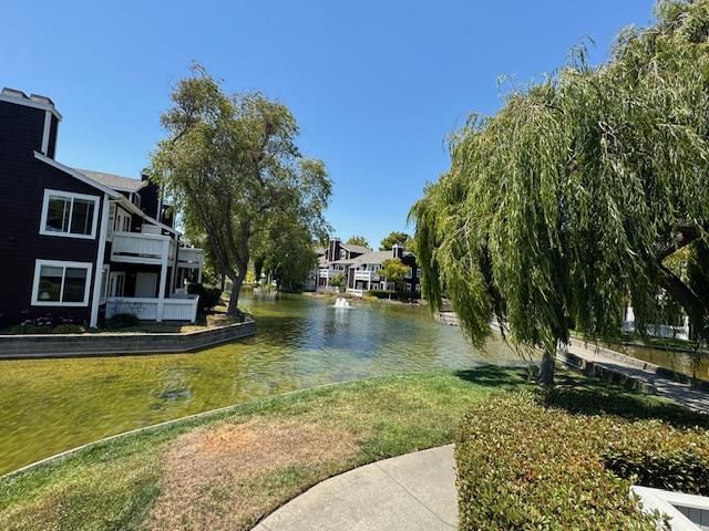 72 Bayside Court, Richmond, CA 94804